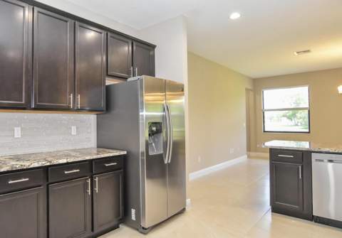 5831 NW Dooley, Port St. Lucie FL - photo 6 of 22