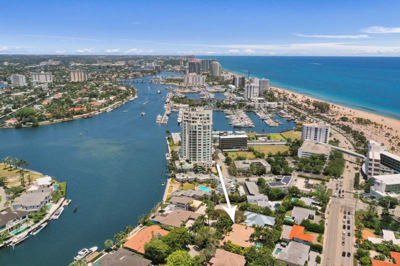 5 bedroom Single Family Residence at 1212 E Lake Drive, Harbor Beach, Fort Lauderdale — photo 3