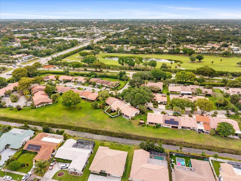 3 bedroom Villa at 6886 Tiburon Circle, Tiburon I Ph II, Boca Raton — photo 3
