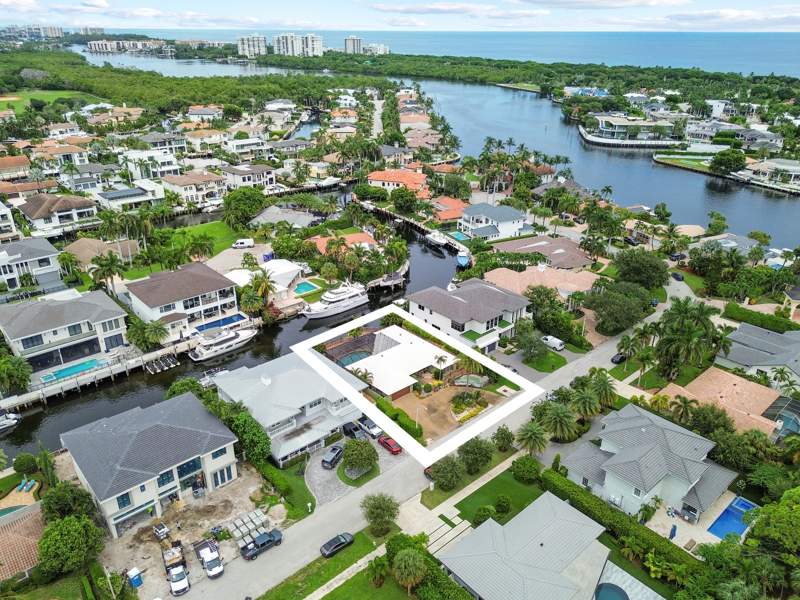 3 bedroom Single Family Residence at 531 Silver Lane, Golden Harbour Sec 4 In, Boca Raton — photo 2