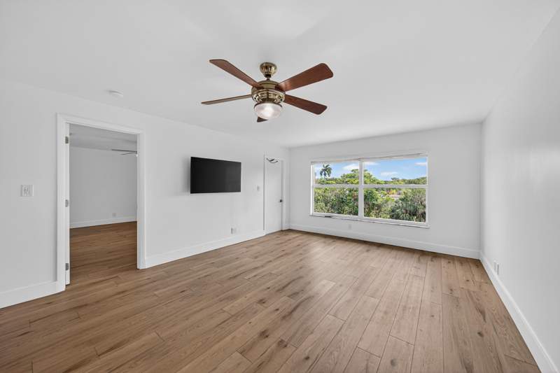 2 bedroom Condominium at 6570 Royal Palm Boulevard #306j, Royal Park Gardens I-J Condo, Margate — photo 4