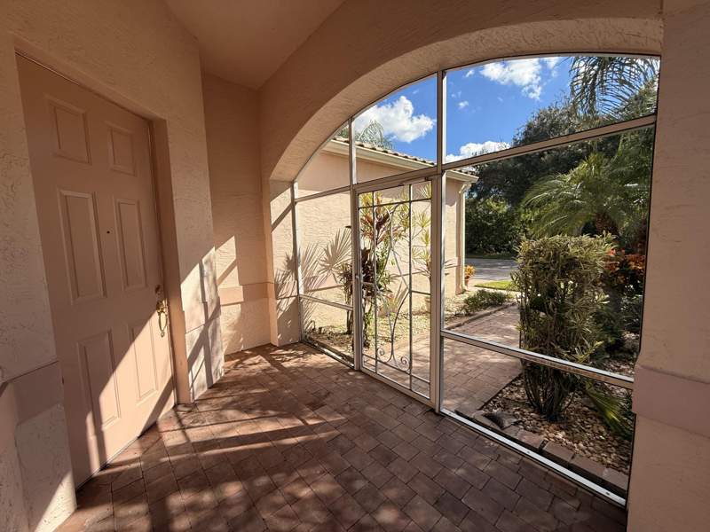2 bedroom Single Family Residence at 633 NW Whitfield Way, Cascades At St Lucie West Phase 1 , Port St. Lucie — photo 3