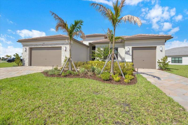 3 bedroom Single Family Residence at 12227 SW Twin Springs Drive, Riverland Parcel D - Plat Three, Port St. Lucie — photo 3