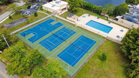 4357 NW 6 Avenue, Deerfield Beach FL - photo 14 of 48