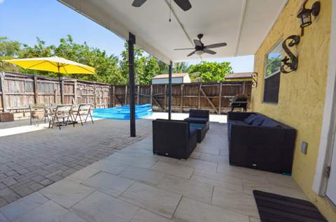4357 NW 6 Avenue, Deerfield Beach FL - photo 20 of 48