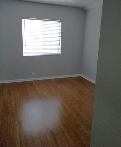 2660 NE 8th Avenue #302, Wilton Manors FL - photo 9 of 19
