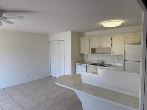 637 Executive Center Drive #N208, West Palm Beach FL - photo 10 of 15
