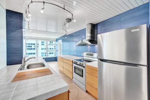 1620 S Ocean Boulevard #14-d, Lauderdale-By-The-Sea FL - photo 13 of 43