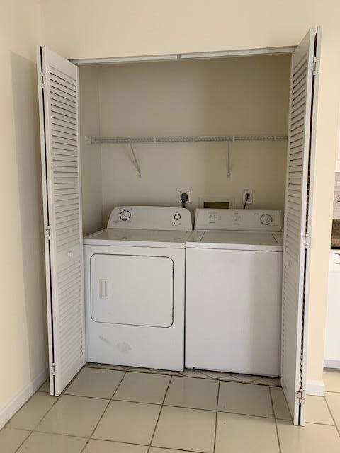 639 Executive Center Drive #O-208, West Palm Beach FL - photo 6 of 12