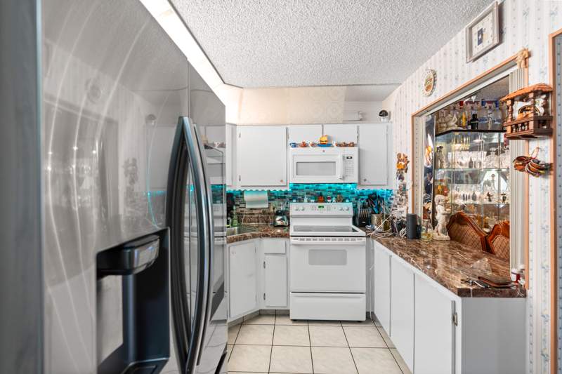 2 bedroom Condominium at 4996 Sable Pine Circle #A1, Pine Ridge At Haverhill Condo, West Palm Beach — photo 3
