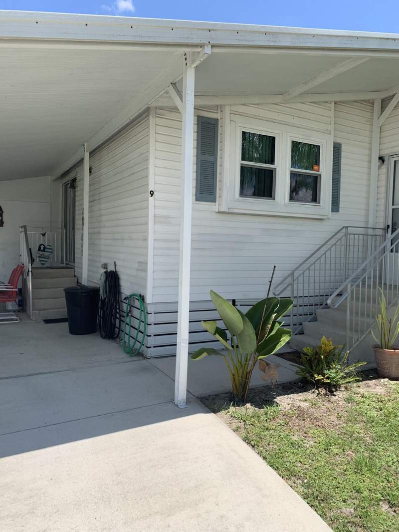 2 bedroom Manufactured Home at 9 Universidad Lane, Spanish Lakes Riverfront, Port St. Lucie — photo 4