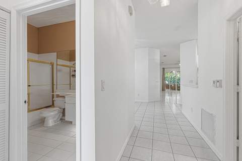 10168 Lombardy Drive, Tamarac FL - photo 12 of 38