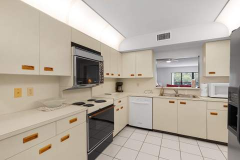300 N Highway A1a #203c, Jupiter FL - photo 15 of 35