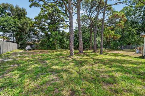 6761 Palm Garden Street, Jupiter FL - photo 15 of 33