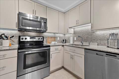 4511 S Ocean Boulevard #805, Highland Beach FL - photo 9 of 47