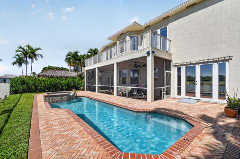 2214 Ridgewood Circle, Royal Palm Beach FL - photo 14 of 49