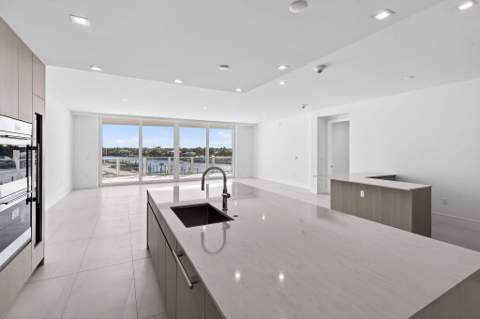 2200 Pga Boulevard #515, Palm Beach Gardens FL - photo 17 of 42