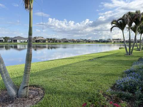 12845 SW Lake Fern Circle, Port St. Lucie FL - photo 10 of 38