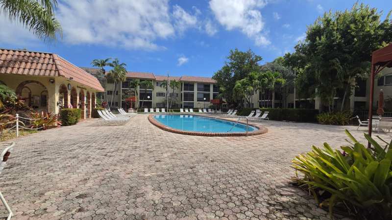 2 bedroom Condominium at 257 S Cypress Road #408, Barcelona Condo North Bldg 400, Pompano Beach — photo 1