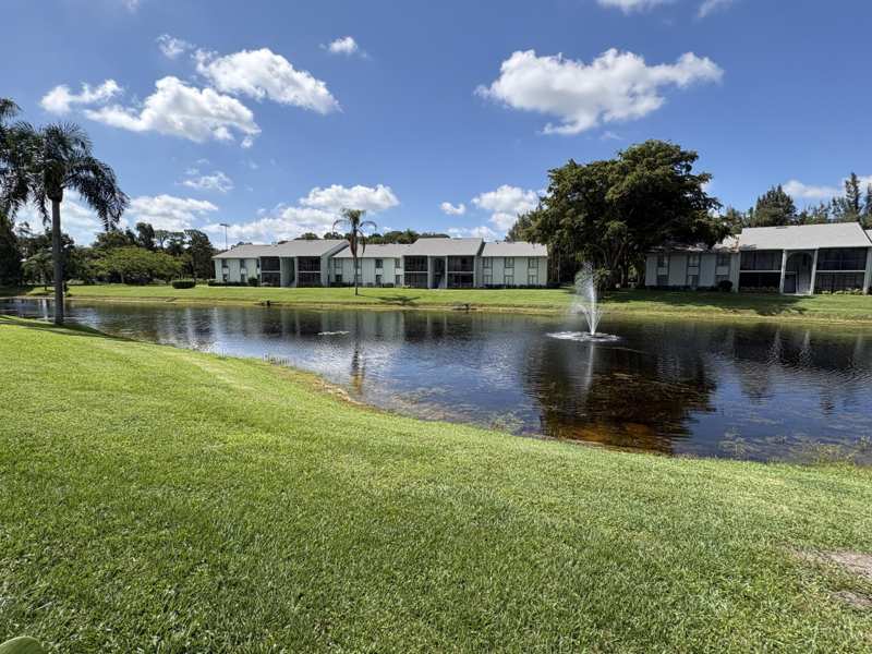 2 bedroom Condominium at 3612 Alder Drive #H3, Palm Club West Village 1 Condo, West Palm Beach — photo 1