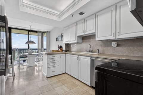 1900 Consulate Place #1705, West Palm Beach FL - photo 16 of 60