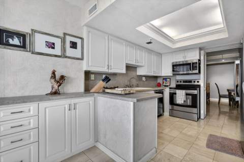 1900 Consulate Place #1705, West Palm Beach FL - photo 19 of 60