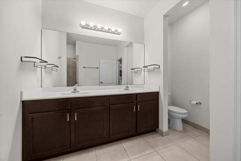 8095 NW Greenbank Circle, Port St. Lucie FL - photo 13 of 36
