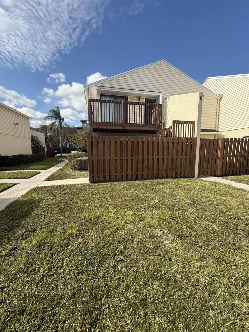 1 bedroom Condominium at 633 Executive Center Drive #L202, Eden Place Condo, West Palm Beach — photo 1