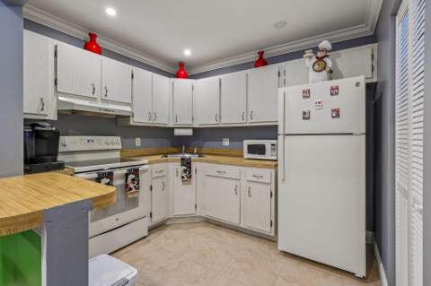 5773 La Paseos Drive #D-2, Greenacres FL - photo 9 of 21