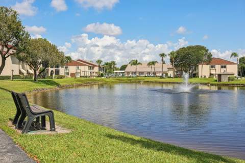 5773 La Paseos Drive #D-2, Greenacres FL - photo 17 of 21