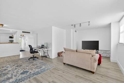 5961 NW 2nd Avenue ##302, Boca Raton FL - photo 14 of 32