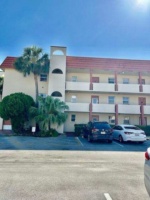 1 bedroom Condominium at 7960 Sunrise Lakes Drive #205, Sunrise Lakes Phase 1, Sunrise — photo 1