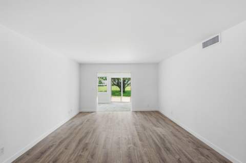 330 NE 26th Avenue #112, Boynton Beach FL - photo 12 of 37