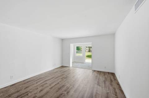330 NE 26th Avenue #112, Boynton Beach FL - photo 14 of 37