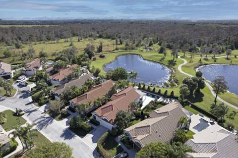 12570 Mallet Circle, Wellington FL - photo 9 of 49