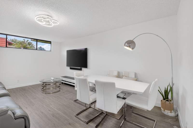 2 bedroom Townhouse at 8385 Trent Court #D, Boca Rio North, Boca Raton — photo 3