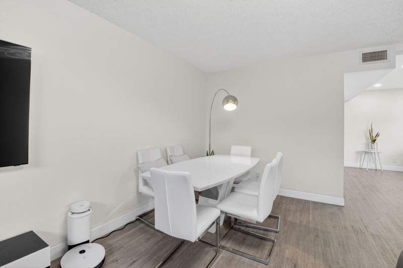 2 bedroom Townhouse at 8385 Trent Court #D, Boca Rio North, Boca Raton — photo 5
