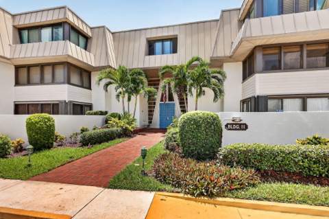 1800 SE Saint Lucie Boulevard #11-203, Stuart FL - photo 6 of 85