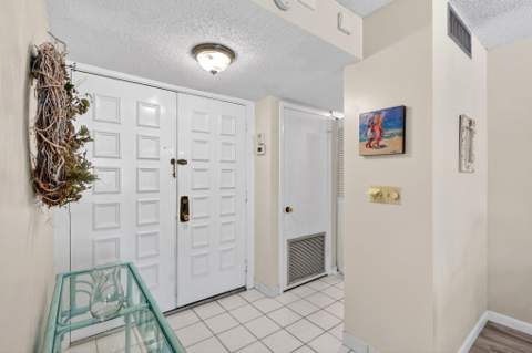 1800 SE Saint Lucie Boulevard #11-203, Stuart FL - photo 11 of 85