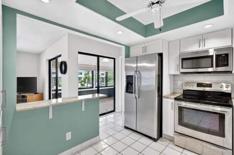 1800 SE Saint Lucie Boulevard #11-203, Stuart FL - photo 18 of 85