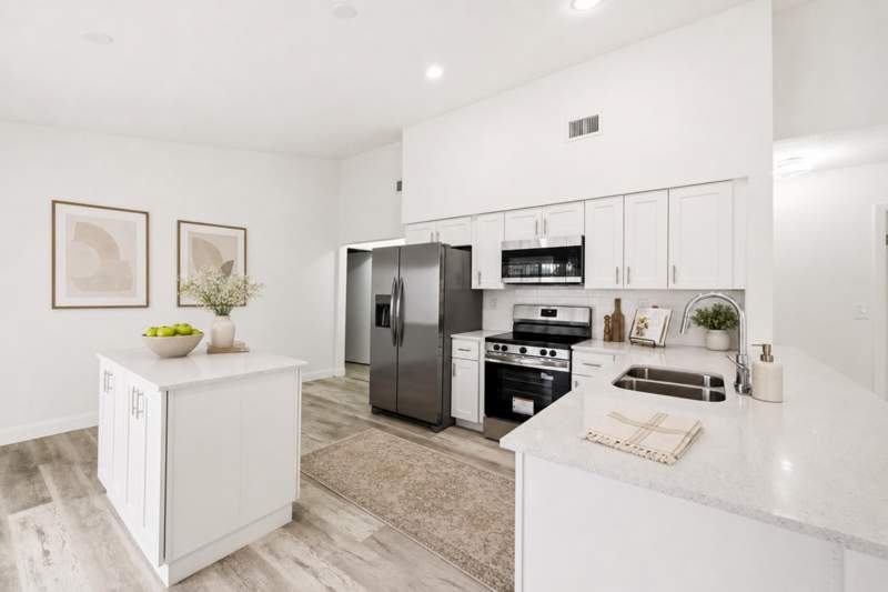 3 bedroom Single Family Residence at 905 NW 22nd Avenue, Rainberry Lake Ph Iv-A, Delray Beach — photo 3
