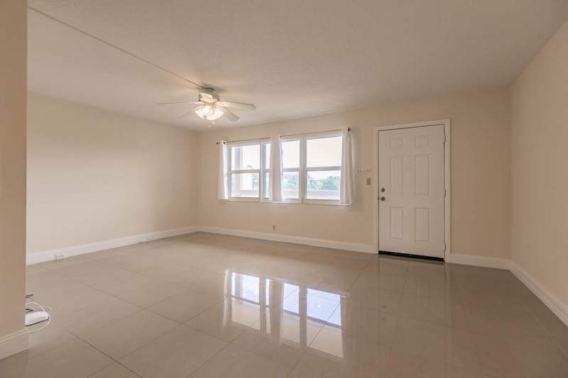 1 bedroom Condominium at 4302 Martinique Circle #H3, Martinique Village II E Condo, Coconut Creek — photo 4