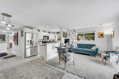 2715 NE 49th Street, Fort Lauderdale FL - photo 6 of 34