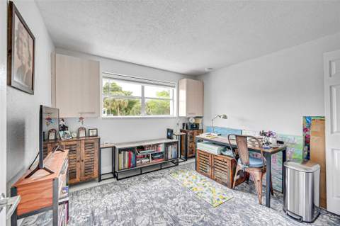 2715 NE 49th Street, Fort Lauderdale FL - photo 17 of 34
