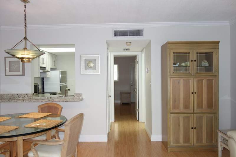 1 bedroom Condominium at 2020 Terra Mar Drive #205, Manor Club Condo, Pompano Beach — photo 4