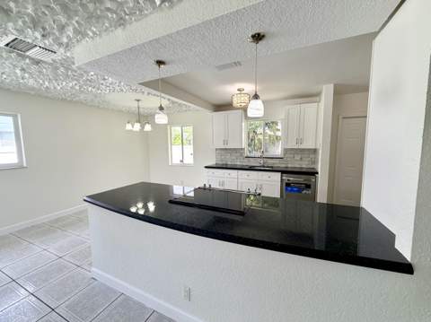 2811 NW 8th Street, Pompano Beach FL - photo 8 of 18