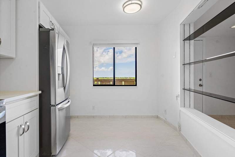 2 bedroom Condominium at 14475 Strathmore Lane #707, Huntington Lakes Sec One Condos, Delray Beach — photo 3