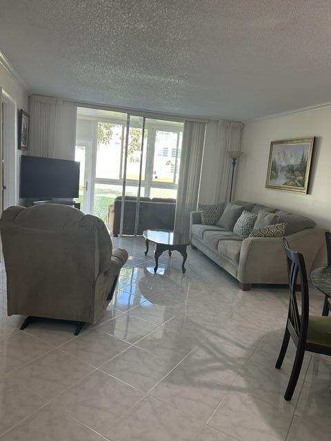2 bedroom Condominium at 8020 Sunrise Lakes Drive #111, Sunrise Lakes 25 Condo, Sunrise — photo 1