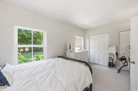 1020 SW 18th Court, Fort Lauderdale FL - photo 12 of 24