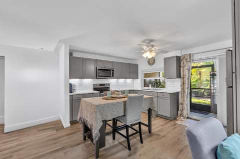 5314 NE 6 Avenue #E20, Oakland Park FL - photo 6 of 33